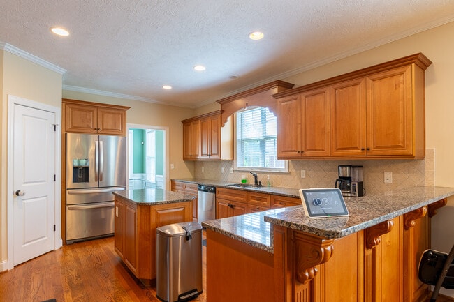 Building Photo - 1204 Berkley Hills Pass