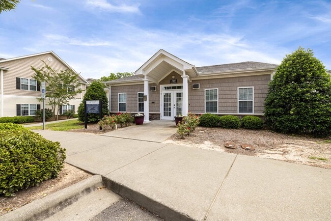 Leasing Office - Magnolia House