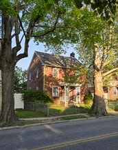 Building Photo - 417 Hill St