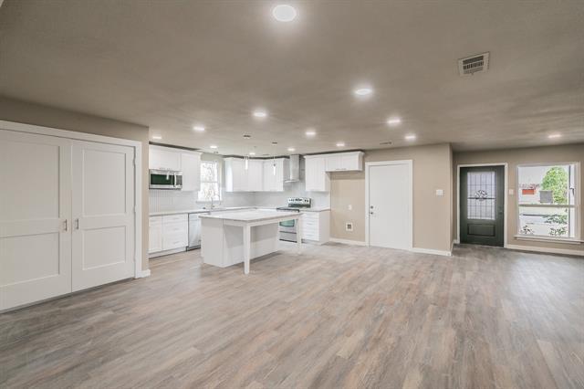 Building Photo - 4002 Princeton Dr
