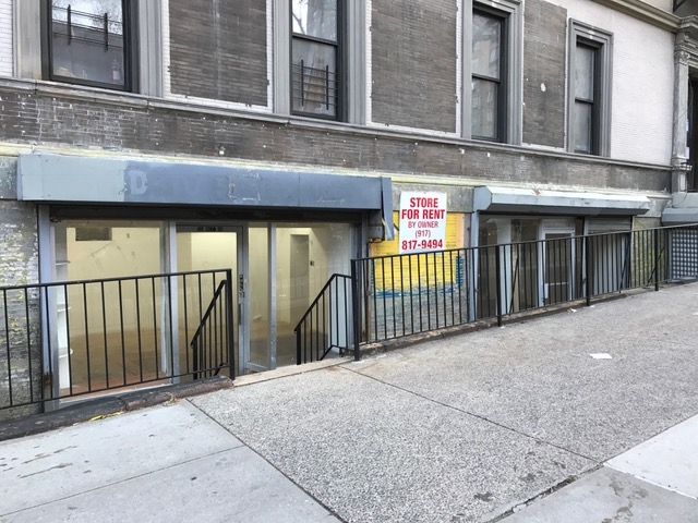 STOREFRONT - DUAL ENTRYWAYS AND DISPLAY WINDOWS - 301 W 96th St