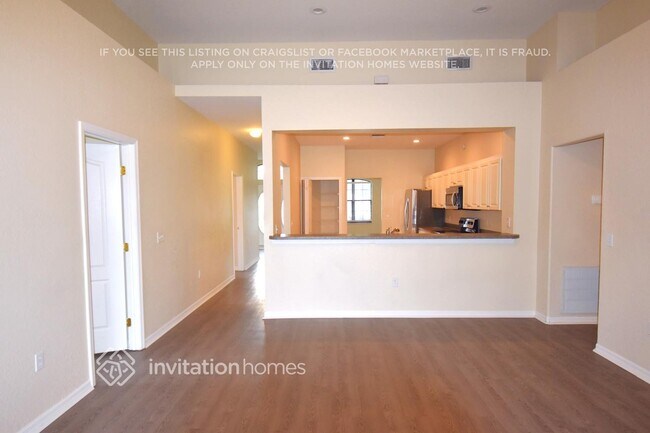 Building Photo - 1495 S McAdoo Ave
