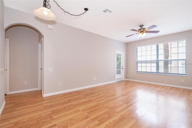 Building Photo - 6214 Stevenson Dr