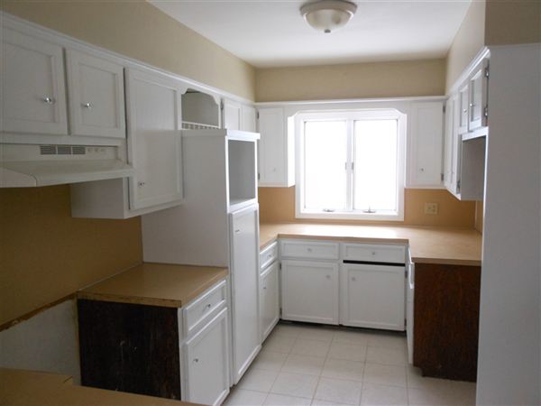 Building Photo - 4522 Buchanan Ave SW