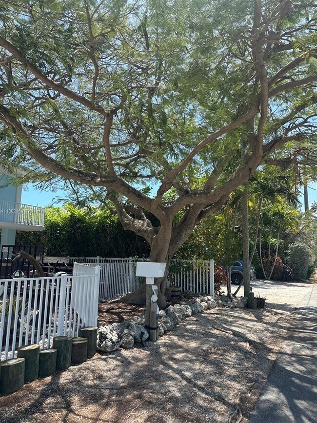 Foto del edificio - 95401 Overseas Hwy