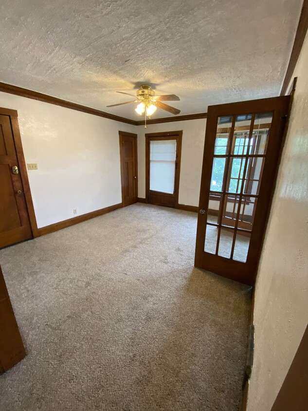 1821 N 47th St Unit Apt #4, Milwaukee, WI 53208 - Apartments in ...