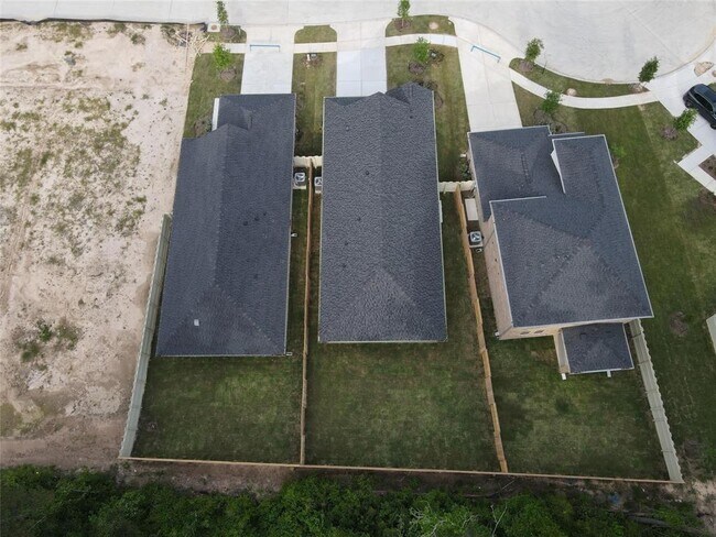 Foto del edificio - 17502 Rosette Grass Dr