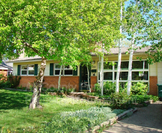 Building Photo - 1312 Lakewood Dr