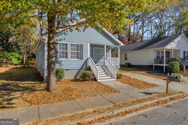 Building Photo - 1040 Thomasville Estates Dr SE