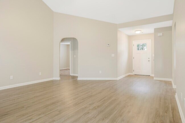 Building Photo - 1475 Range Heights Ter