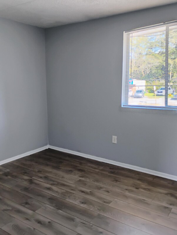 Foto del edificio - 1120 Sherron Ave