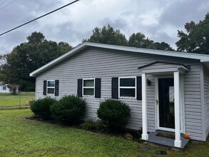 Building Photo - 8251 Croaker Rd