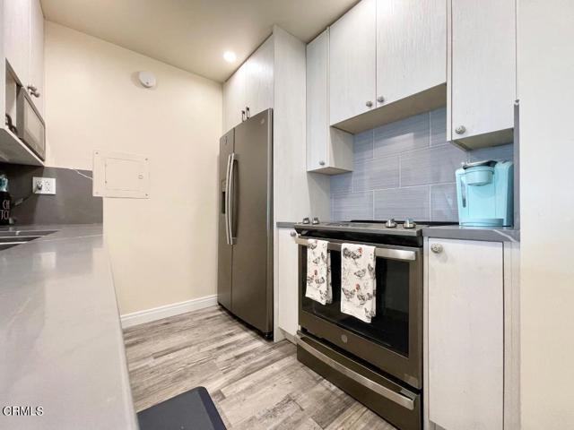 Building Photo - 343 E Surfside Dr