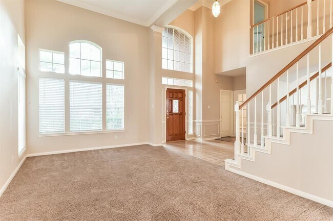 Building Photo - 7414 Broken Ridge Dr