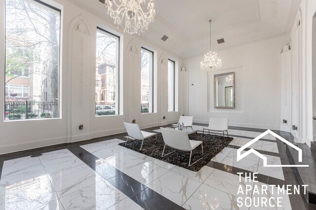 Foto del edificio - 925 W Carmen Ave