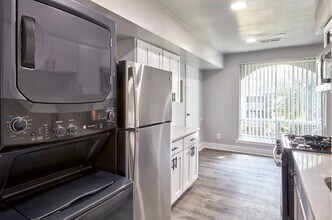 Building Photo - Seneca Village