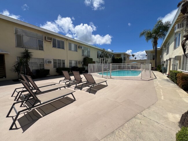 Foto del edificio - 4475 Murietta Ave