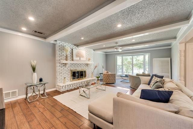 Building Photo - 1107 Shady Oaks Cir