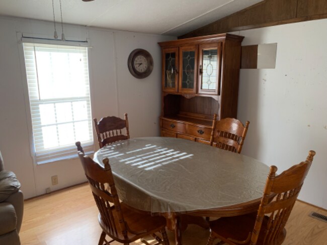 Foto del edificio - 3440 Mountain Chapel Rd