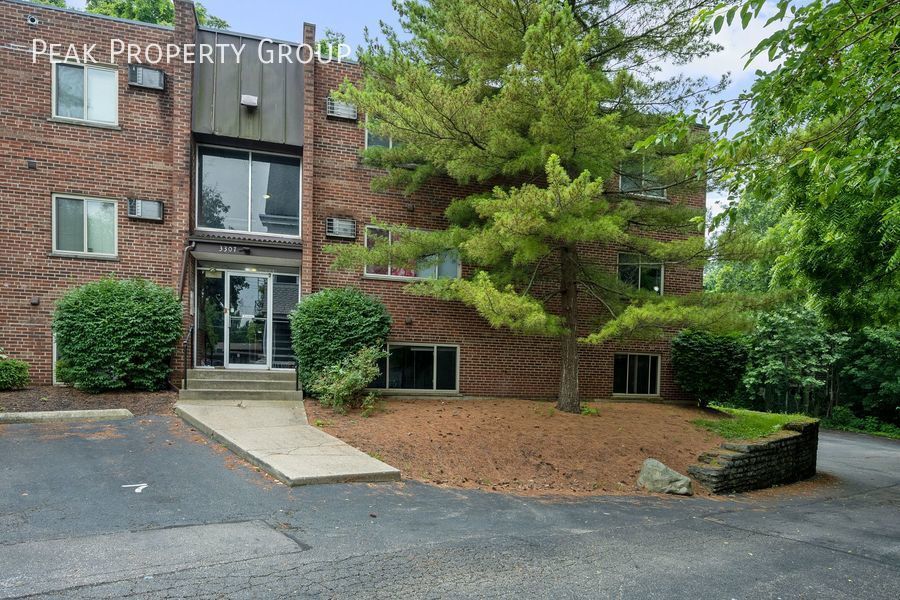 Primary Photo - 3307 Jefferson Ave