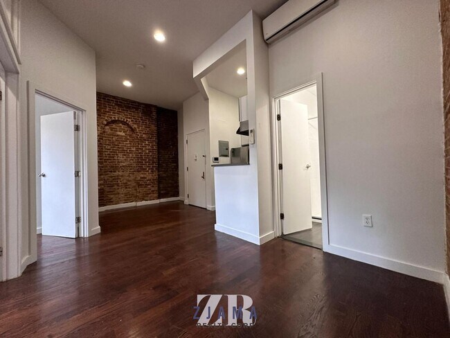 Foto del edificio - 946 Fulton St