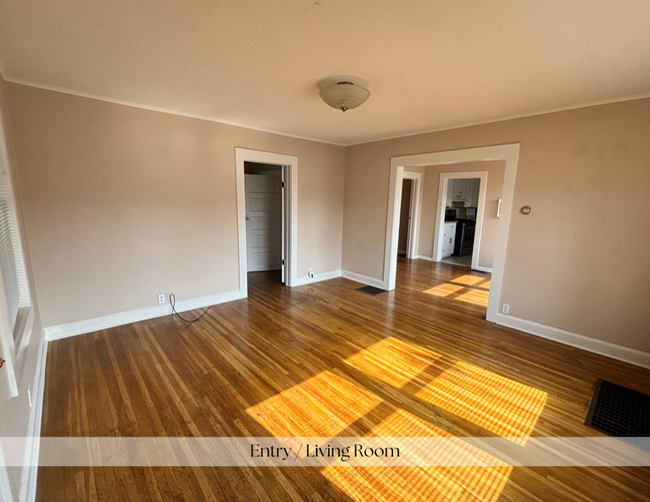 Foto del edificio - 106-108 E 15th St
