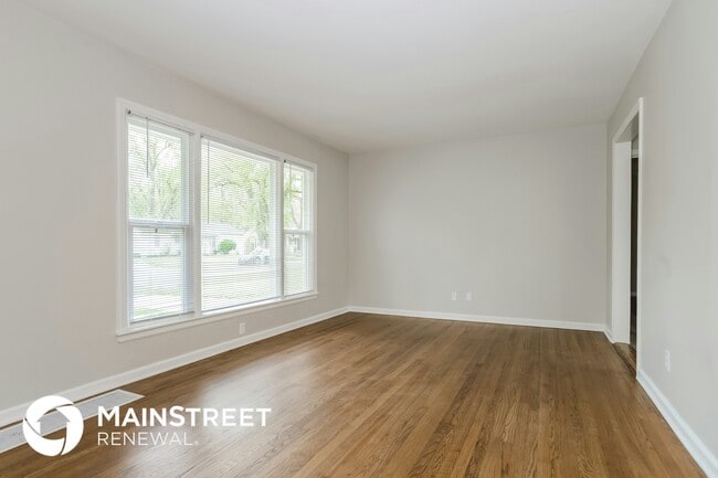 Building Photo - 8917 E 74th St
