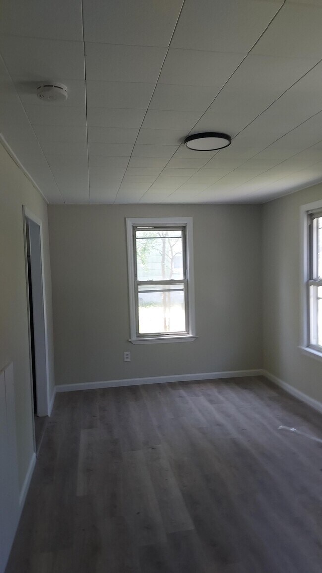 Building Photo - 9A Arneytown-Hornerstown Rd