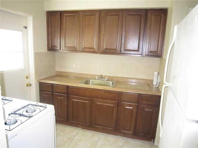 Interior Photo - Normandy Isle Fourplex