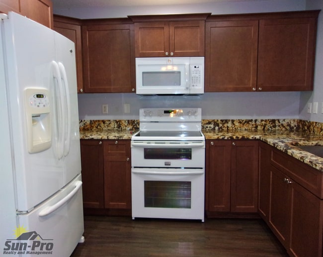 Building Photo - 323 Cavanah Dr