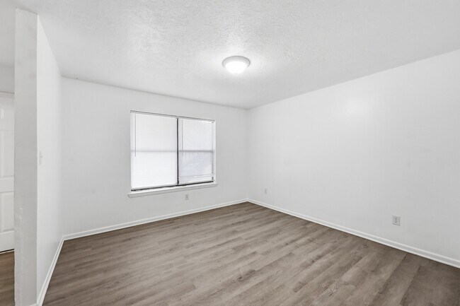 Foto del edificio - 1410 S Elizabeth Ave