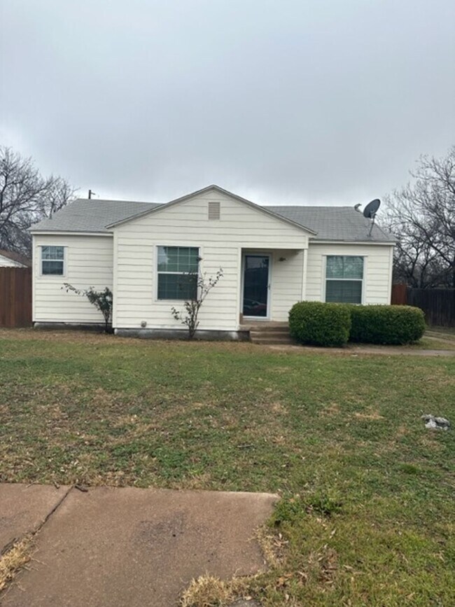 Building Photo - 3109 Hunt Street