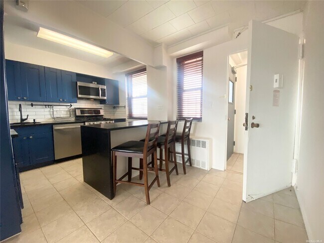 Foto del edificio - 61-15 97th St