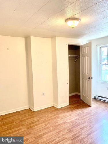 Building Photo - 302 Decatur St