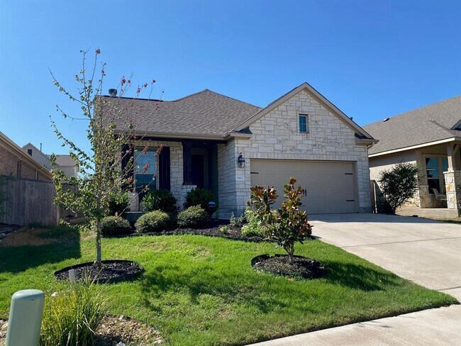 Foto del edificio - 5021 Pearl Cres Ln