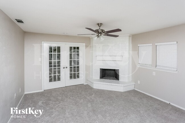 Foto del edificio - 5614 Sarasota Dr