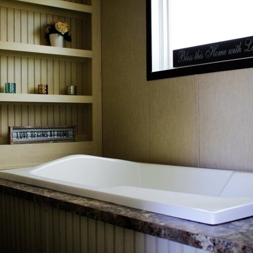 Building Photo - 106 Zoe Ave