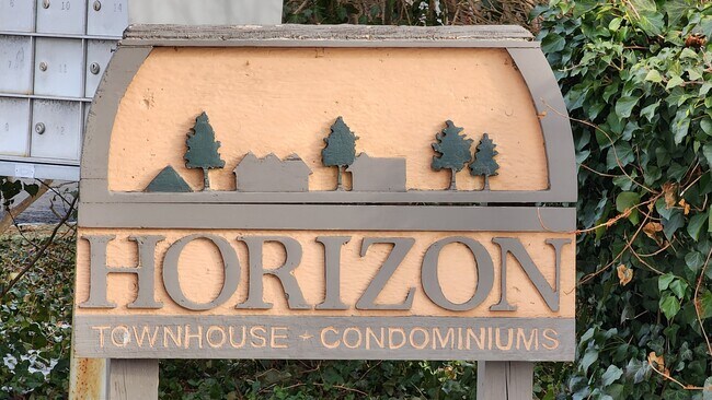 Building Photo - 1 Horizon Dr