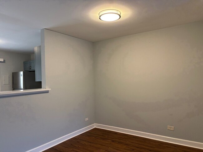 Foto del edificio - 201 N Waters Edge Dr