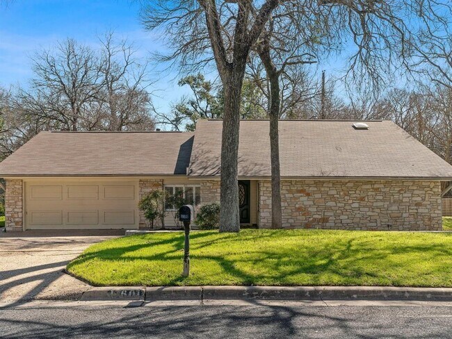 Foto del edificio - 11601 Eubank Dr