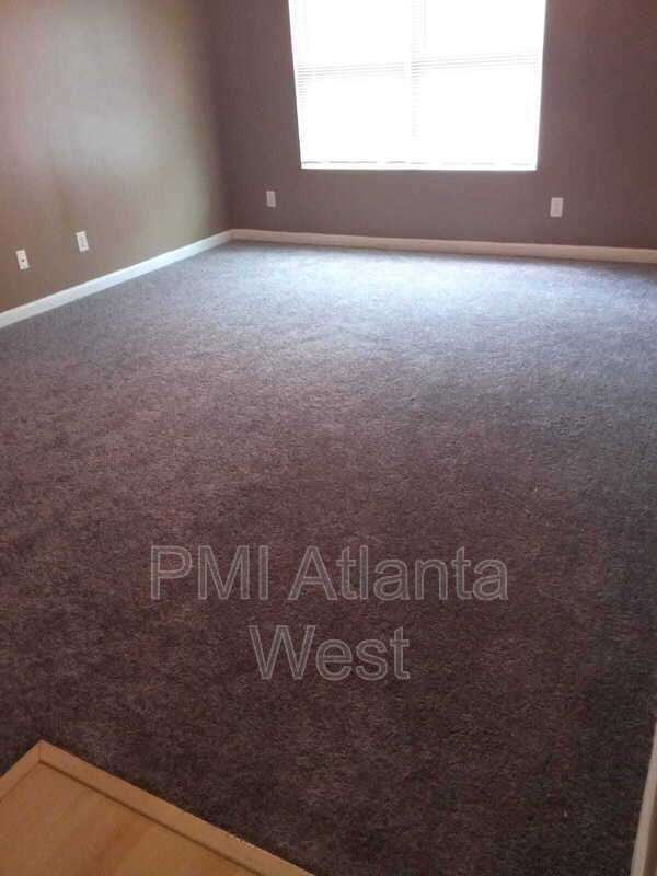 Foto del edificio - 16303 Waldrop Cove