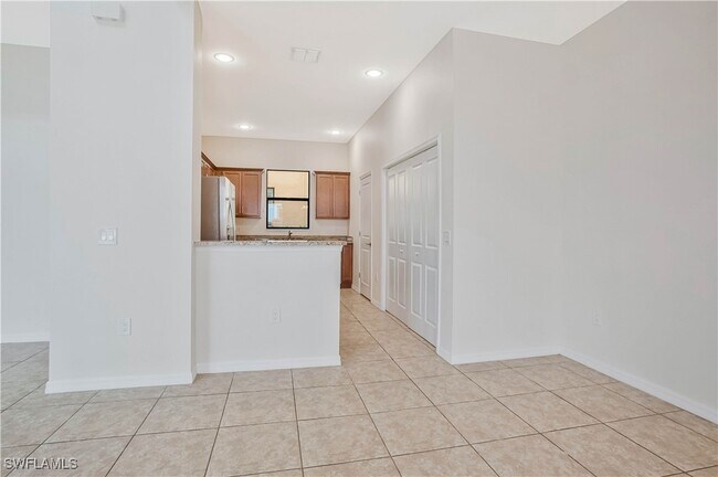 Foto del edificio - 1292 Kendari Terrace