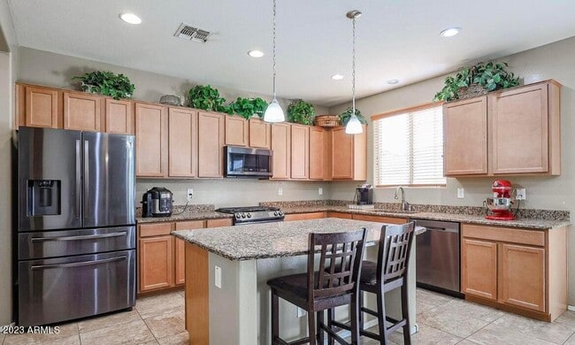 Building Photo - 12217 W Chase Ln