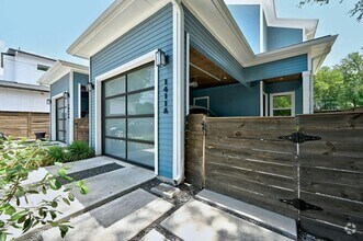 Building Photo - 1411 Cometa St