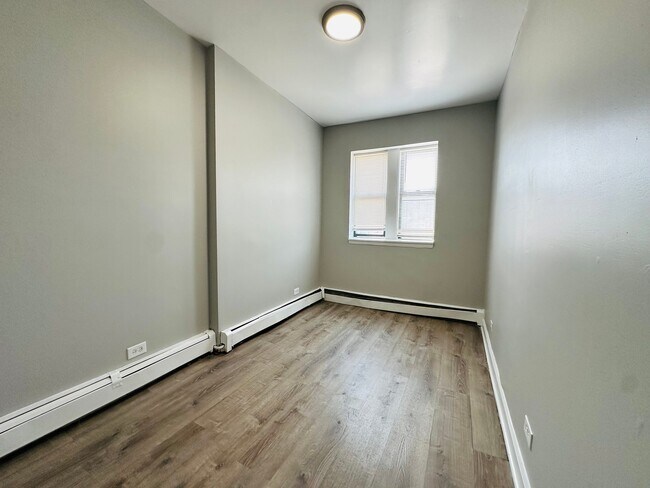 Foto del edificio - 5645-5657 W Washington Blvd