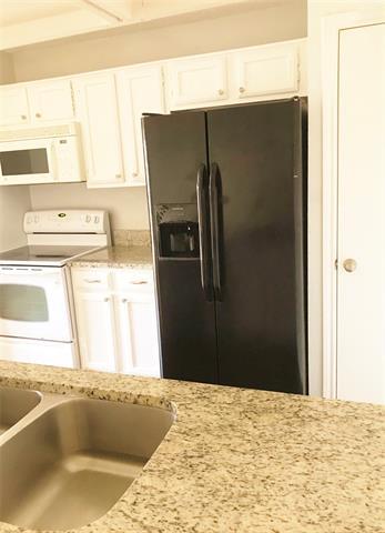 Foto del edificio - 204 Samuel Blvd