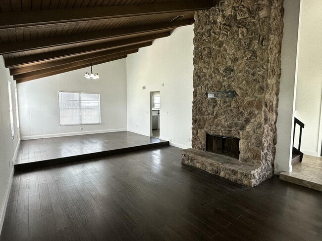 Building Photo - 1605 Old Cypress Trail