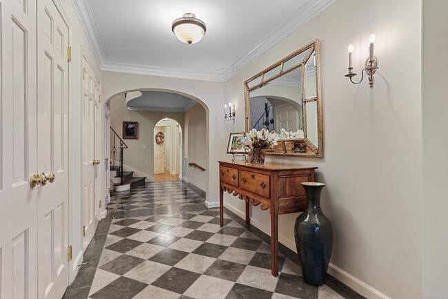 Foto del edificio - 175 Long Lots Rd