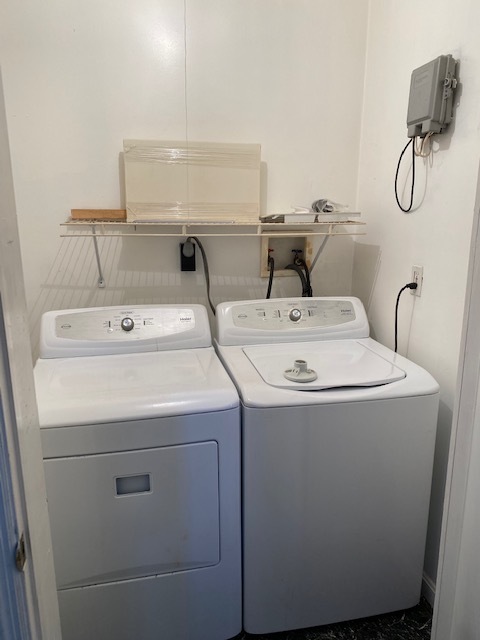 Washer & Dryer - 132 Twain Ave