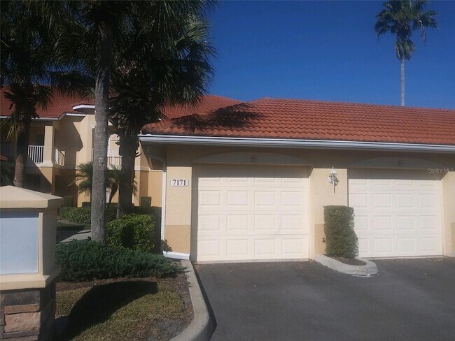 Foto del edificio - 7171 Boca Grove Pl